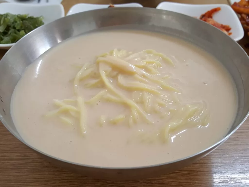 진미식당 콩국수